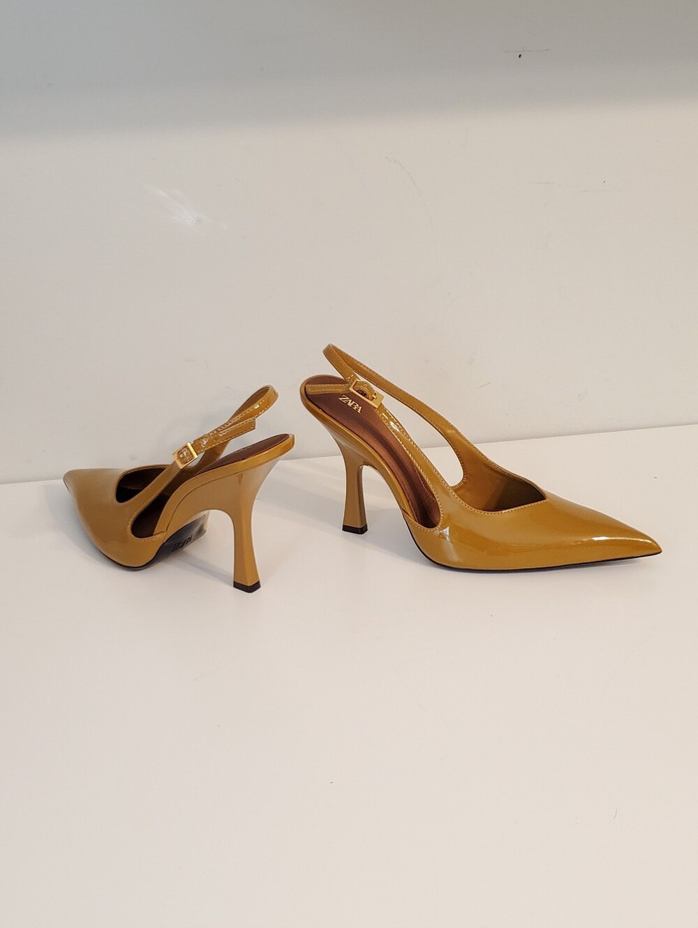 NEW! Zara Faux Patent Slingback Heels Size 9
